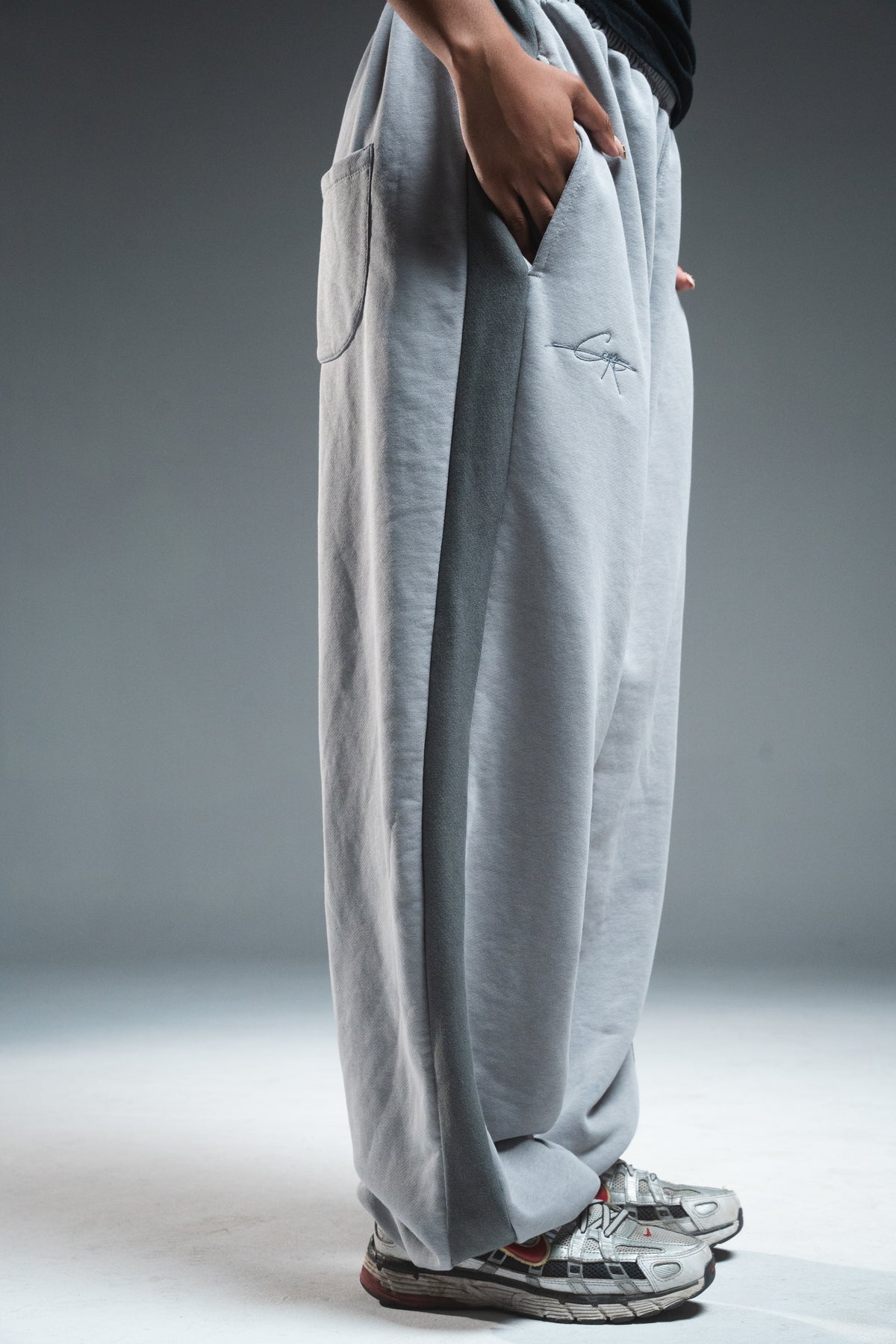 DUO GREY